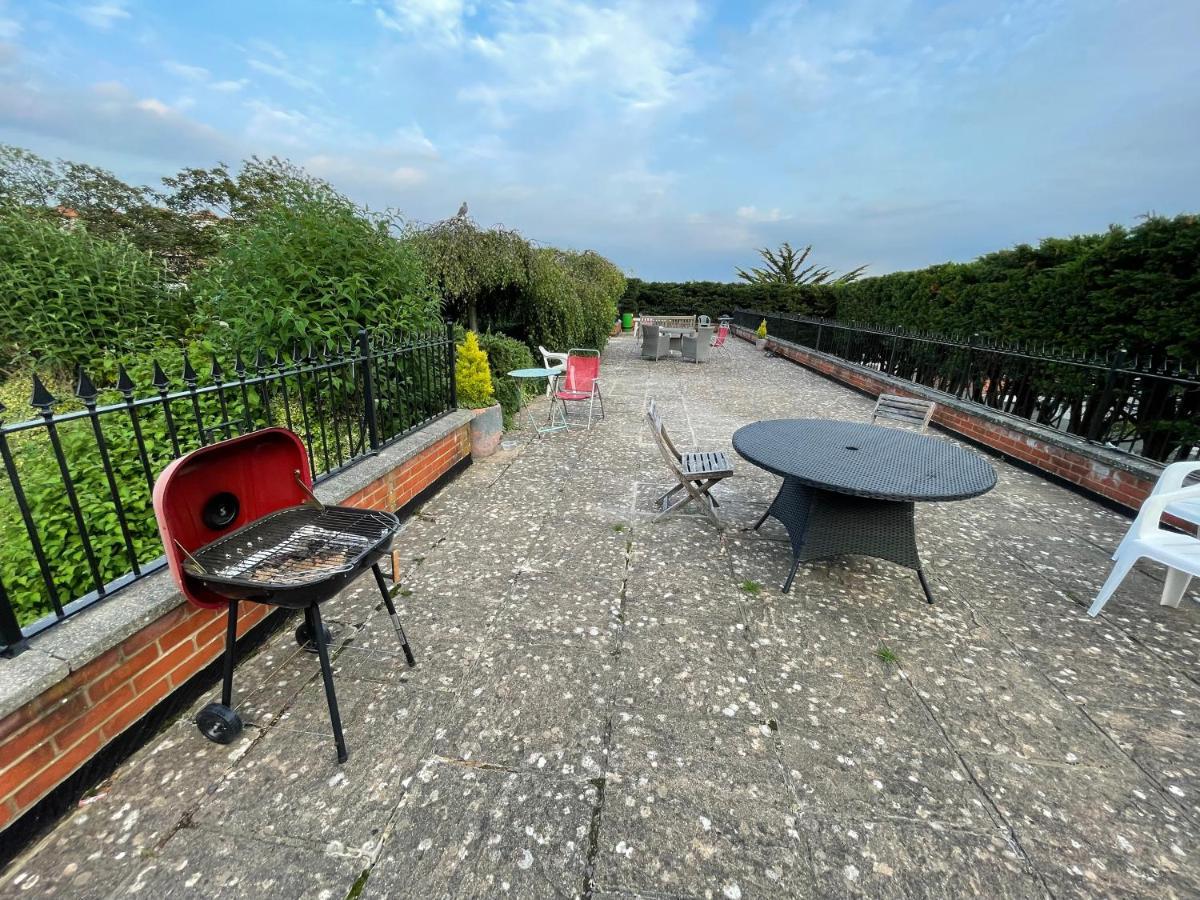 Modern Family Apartment Free Parking And Gym By Beach Bournemouth Exterior photo