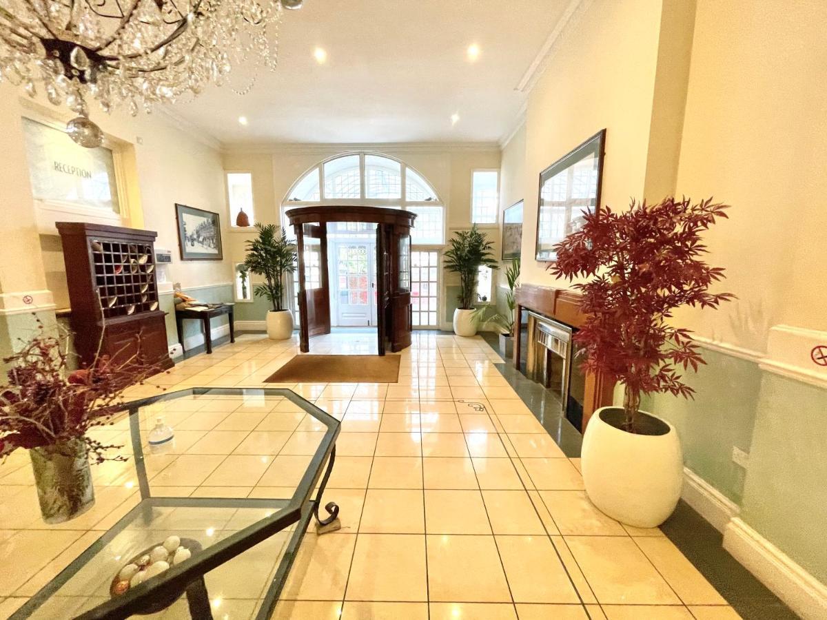 Modern Family Apartment Free Parking And Gym By Beach Bournemouth Exterior photo